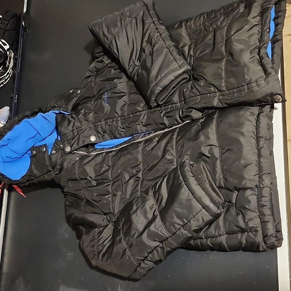 Black puffer coat